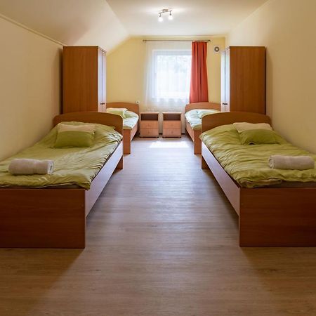 Kiraly Lovastanya Panzio Bed & Breakfast Janoshalma Luaran gambar