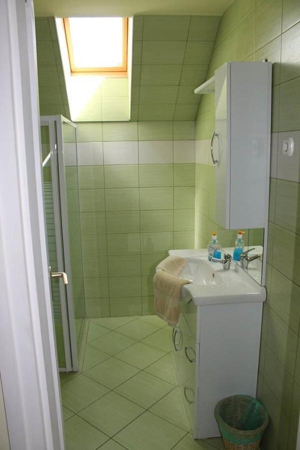 Kiraly Lovastanya Panzio Bed & Breakfast Janoshalma Luaran gambar